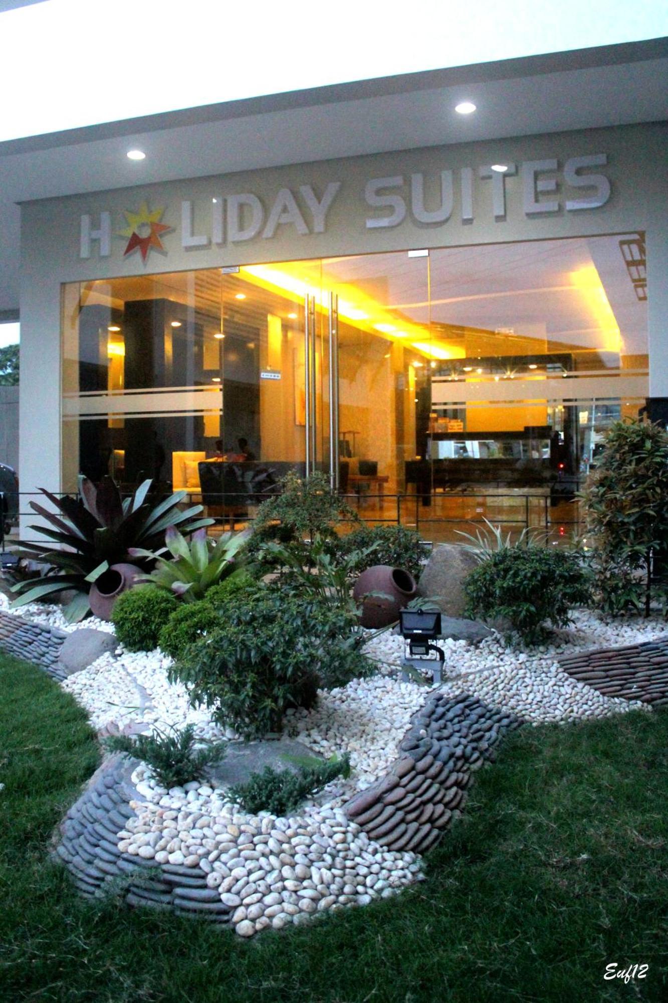 Holiday Suites Puerto Princesa Exteriör bild
